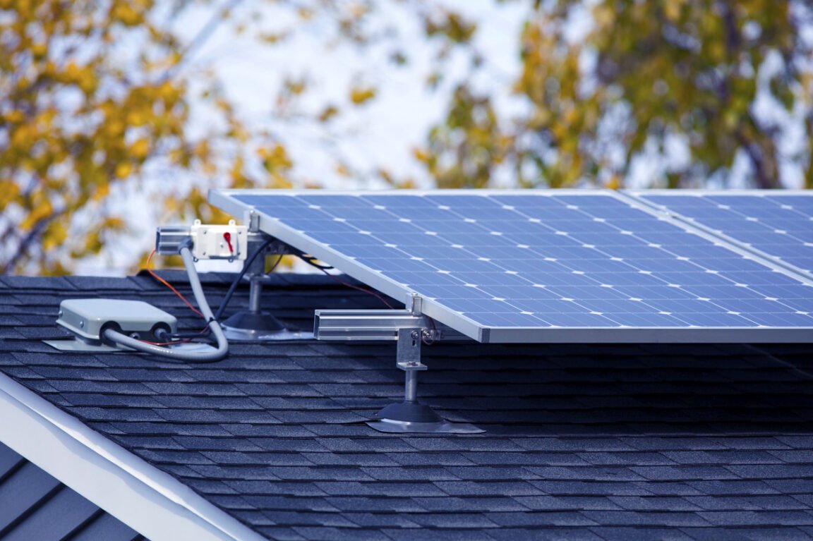 A In-Depth Guide To Choosing The Best Solar Panel Installation Company ...