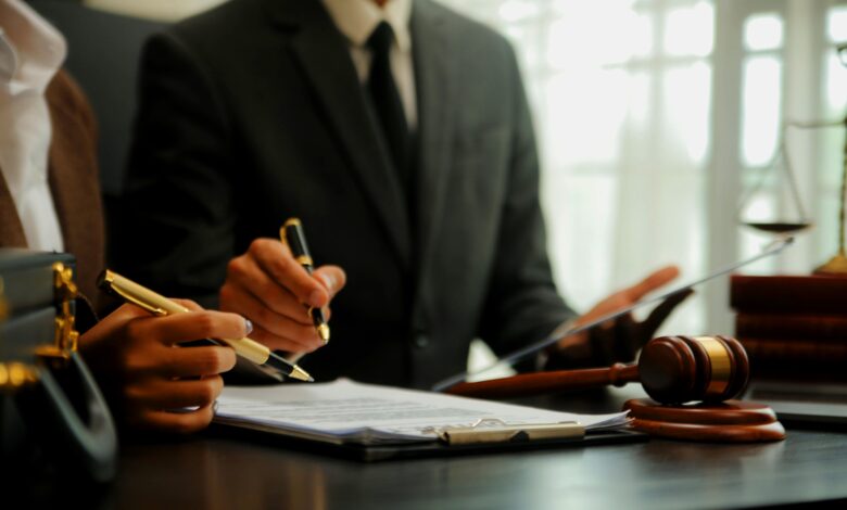 Hiring a Criminal Defense Lawyer in Arizona: What You Need to Know