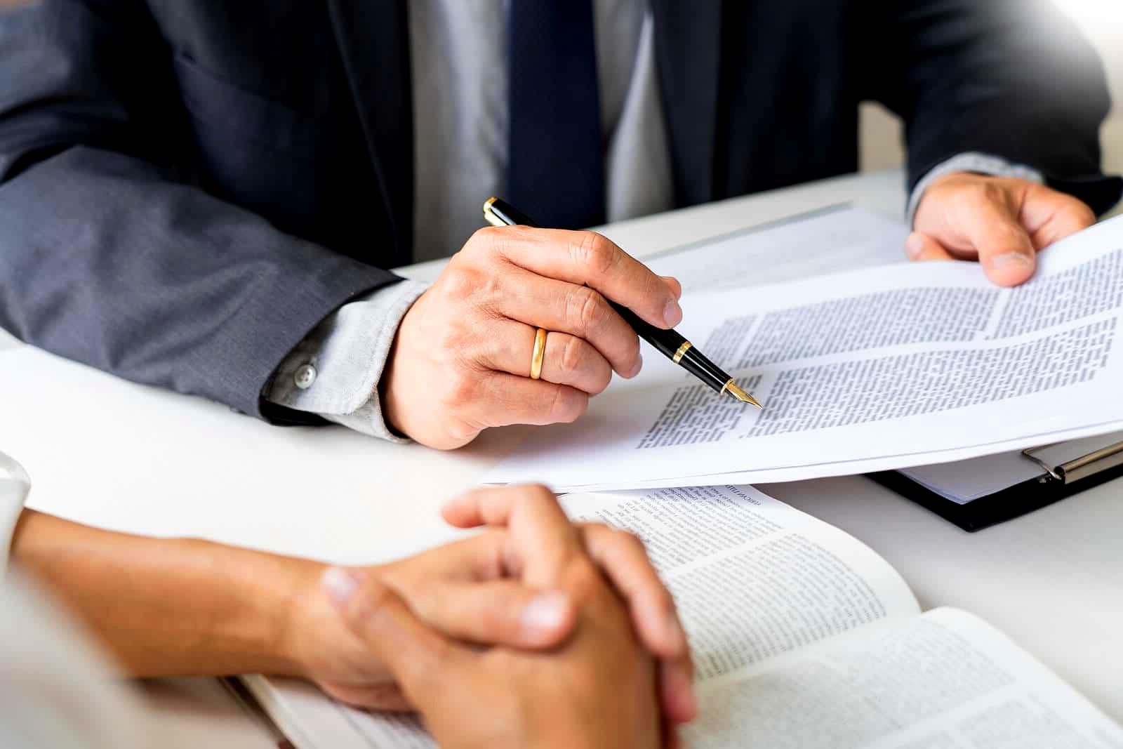 Business Lawyer in Illinois